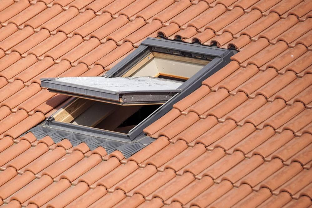Pose de Velux près de Montgenèvre